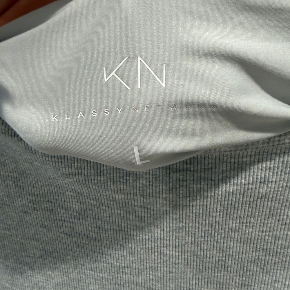 Klassy Network Heather Gray Long Sleeve Top - Picture 3 of 3